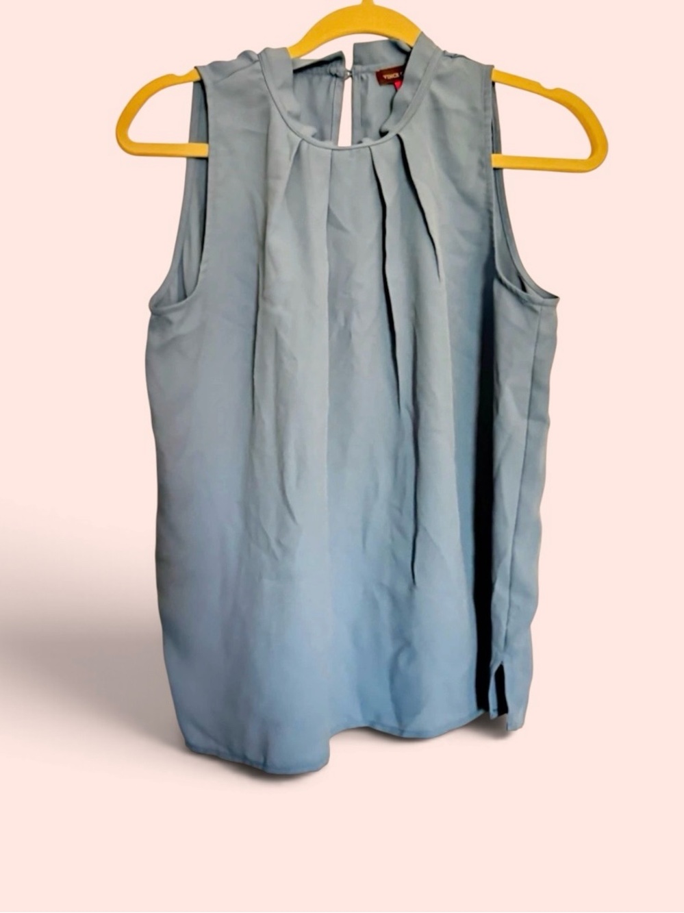 Vince Camuto Light Blue Pleated Sleeveless Keyhole Top
